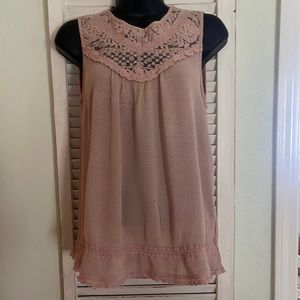 Knox rose blouse size S
